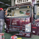 KÍNH BỊ BỂ NÊN XỬ LÝ SAO?