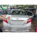 THAY KÍNH Ô TÔ TẬN NƠI Ở BÌNH DƯƠNG