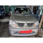 Bể kính nên chọn chỗ nào thay kính xe hơi?