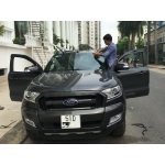 chuyên thay kính ô tô và lắp đặt tận nơi