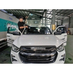 Chỗ thay kính ô tô tận nhà ở Thủ Đức