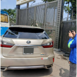 Thay Kính Chắn Phía Sau Xe Ô Tô