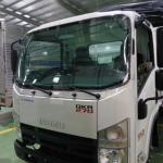 Thay Kính Chắn Gió Xe Tải