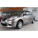 Kính Chắn Gió Xe Nissan Sunny