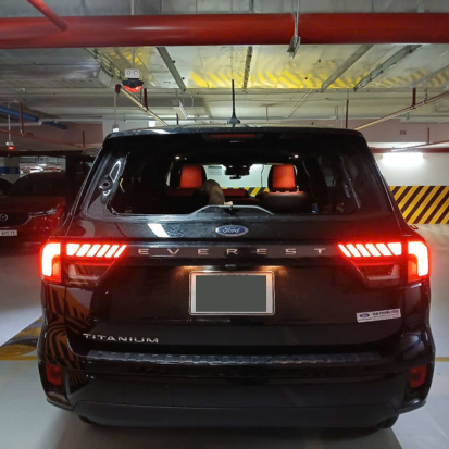 Kính Chắn Gió Xe Ford Tourneo