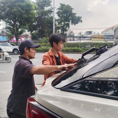 Kính Chắn Gió Xe Nissan Terra