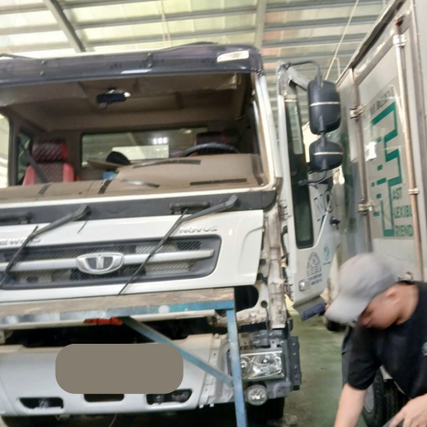 Thay Kính Chắn Gió Xe Tải DAEWOO Chính Hãng