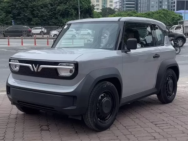 Dịch vụ thay kính chắn gió xe Vinfast VF3