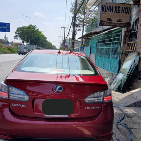 Dịch vụ thay Kính chắn gió xe Lexus LS 500