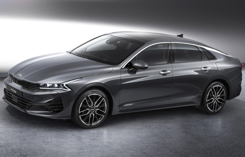 Dịch vụ thay kính chắn gió xe KIA K5 tận nơi