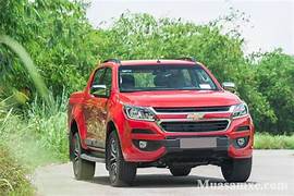 Kính Chắn Gió Xe Chevrolet Cruze