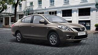 Kính Chắn Gió Xe Nissan Sunny