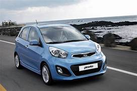 Dịch vụ thay kính chắn gió xe KIA Picanto tại nhà