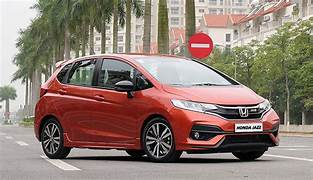 Kính Chắn Gió Xe Honda Jazz
