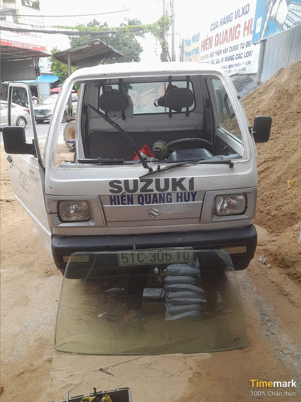 Dịch Vụ Thay Kính Ô Tô Giá Rẻ Tận Nơi Tại TPHCM & Đồng Nai
