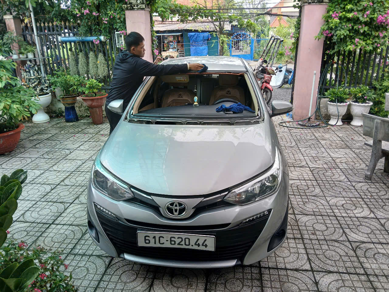 SỬA CHỮA CÁC LỖI KÍNH LÁI Ô TÔ BỊ Ố MỜ