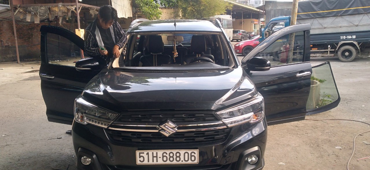 HÀN KÍNH Ô TÔ TẠI BÌNH DƯƠNG