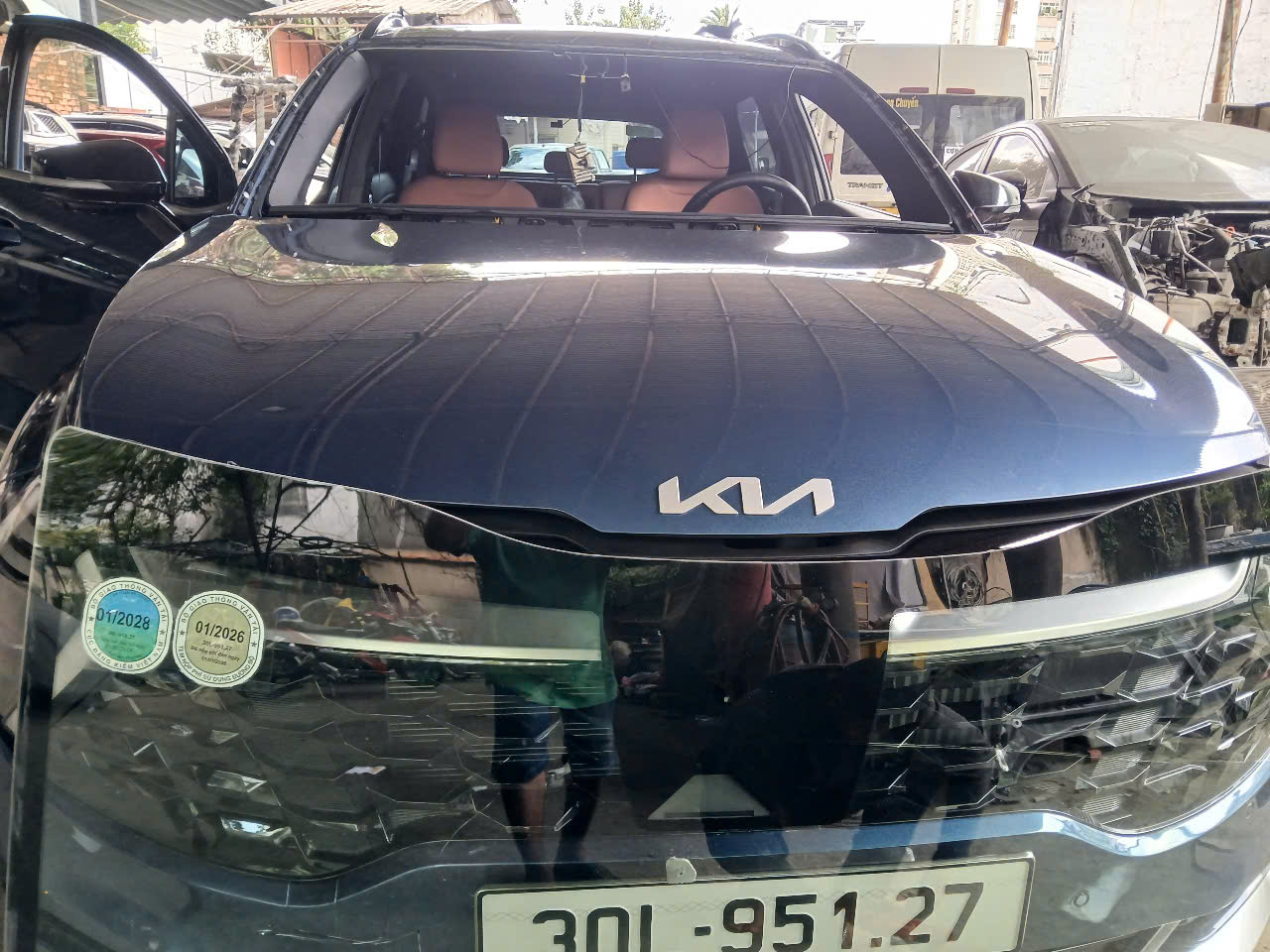 Kính Ô Tô Sài Gòn Giá Rẻ