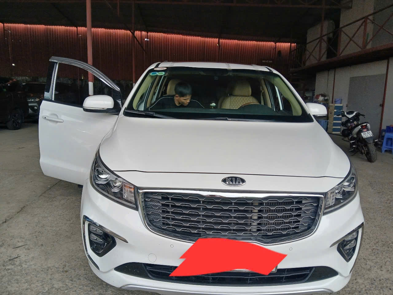 CHUYÊN KÍNH CHẮN GIÓ Ô TÔ CHÍNH HÃNG