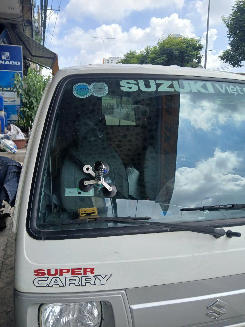 Cách Sửa Chữa Kính Xe Hơi Đơn Giản Tại Nhà