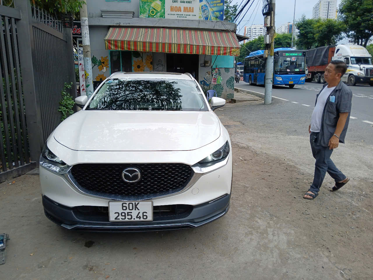  hàn kính và thay kính ô tô bình dương hcm giá rẻ 
