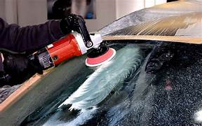 Chuyên Đánh Bóng Kính Ô Tô