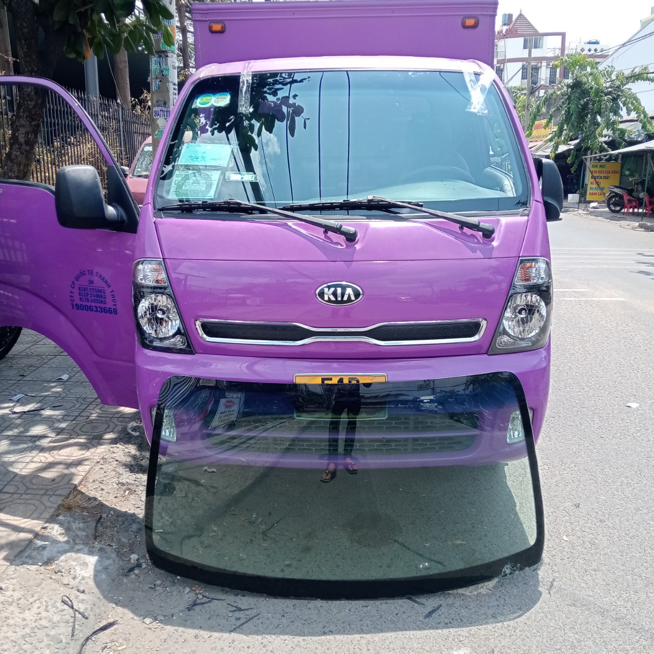 Dịch Vụ Thay Kính Ô Tô Tận Nơi