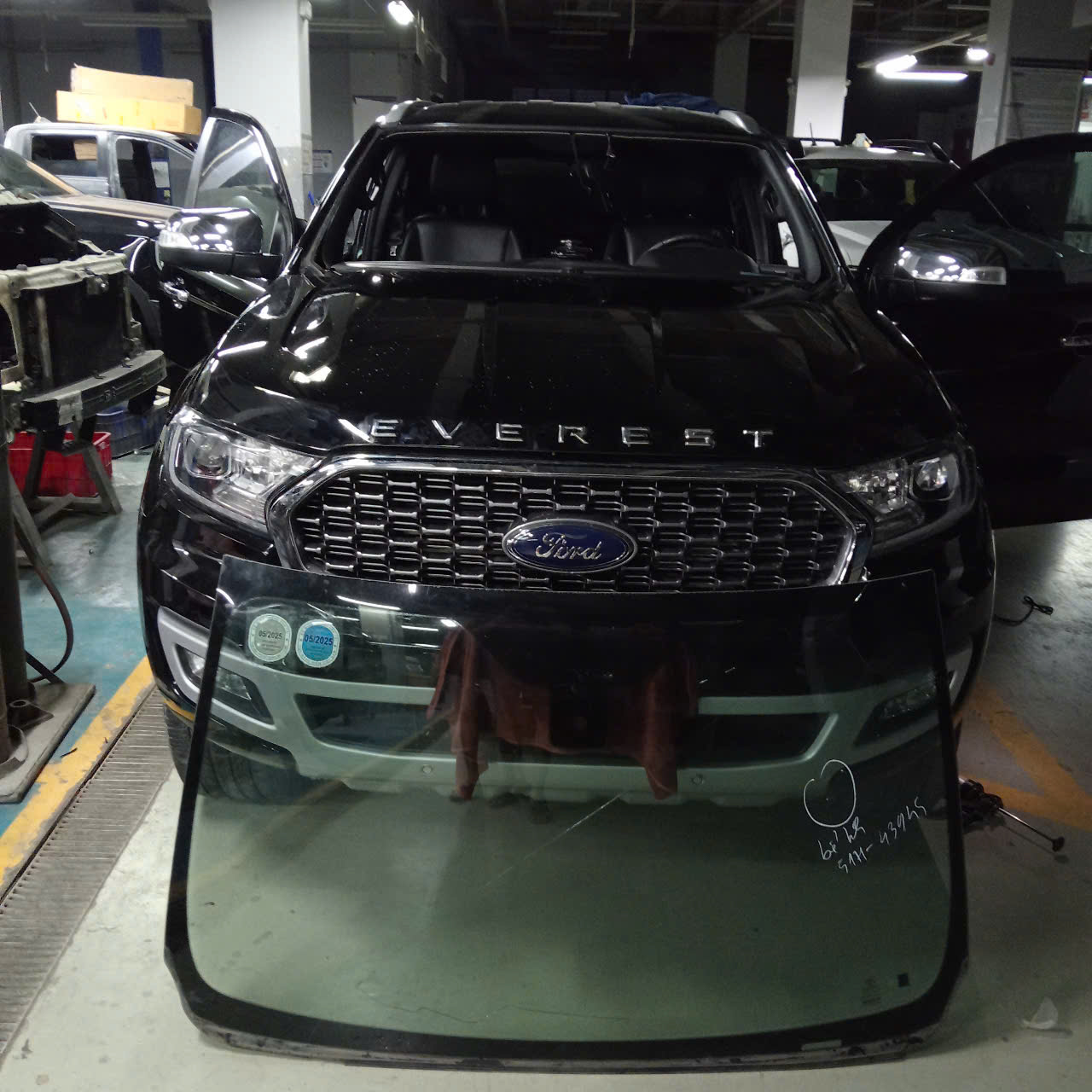 NÊN THAY KÍNH Ô TÔ CHỖ UY TÍN TRÊN THỦ ĐỨC