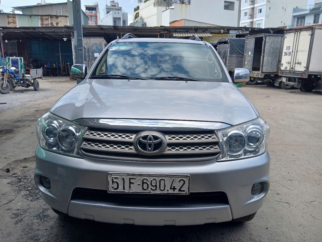 Thay Kính Ô Tô Sài Gòn Thủ Đức Giá Rẻ – Có Mặt Nhanh 30 Phút, Bảo Hành Dài Hạn