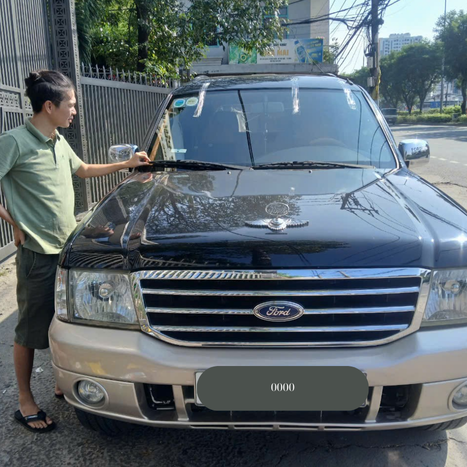 Thay kính xe Mitsubishi Outlander