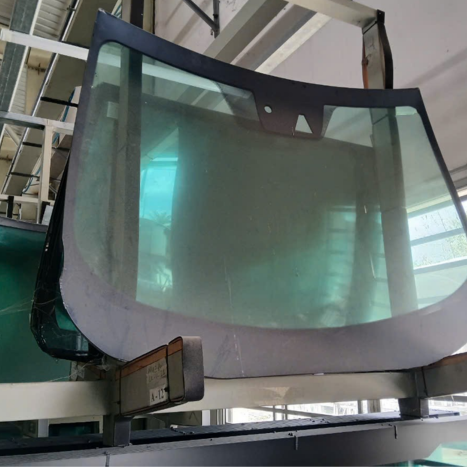 Các loại kính xe hơi