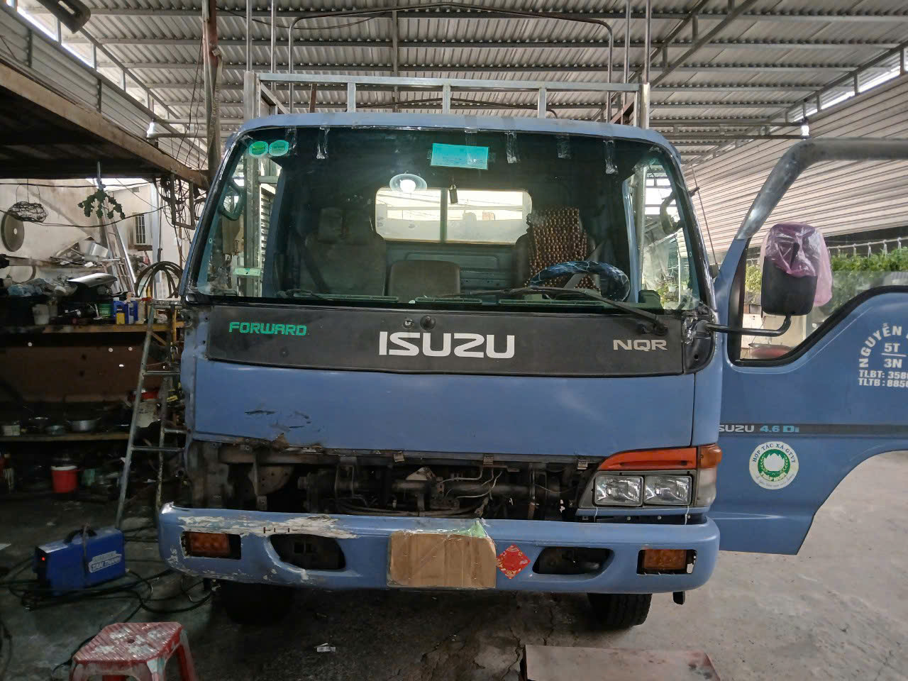 Thay các loại kính ISUZU